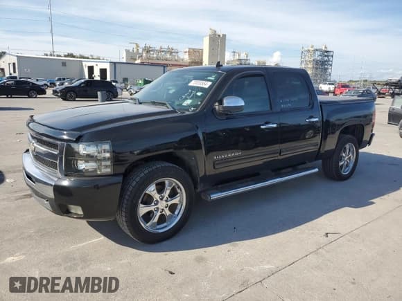 ✅ 2011 Chevrolet Silverado 1500 LT • VIN: 3GCPCSE01BG259864 • Lot: 73000554. Listed on Copart with 206,265 mi. Free auction sales archive from the USA and detailed vehicle history report at DreamBid. Image 1.