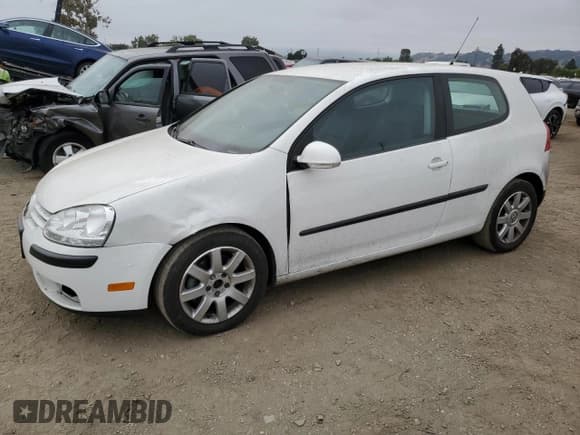 ✅ 2008 Volkswagen Rabbit S • VIN: WVWBB71K58W003951 • Lot: 68548955. Wystawiony na Copart z przebiegiem 193 583 mil. Bezpłatny archiwum sprzedaży aukcyjnych z USA i szczegółowy raport historii pojazdu na DreamBid. Zdjęcie 1.
