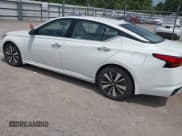 ✅ 2022 Nissan Altima SL • VIN: 1N4BL4EV8NN409245 • Lot: 42784164. Listed on IAAI with 33,962 mi. Free auction sales archive from the USA and detailed vehicle history report at DreamBid. Image 3.