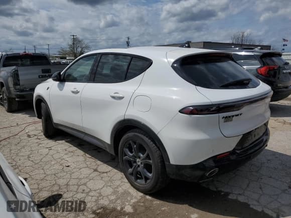 ✅ 2024 Dodge Hornet R/T Plus • VIN: ZACPDFDW6R3A25469 • Lot: 46692555. Listed on Copart with 1,546 mi. Free auction sales archive from the USA and detailed vehicle history report at DreamBid. Image 2.