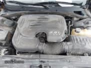 ✅ 2015 Chrysler 300 C • VIN: 2C3CCAEG4FH903728 • Lot: 42425950. Wystawiony na IAAI z przebiegiem 289 661 mil. Bezpłatny archiwum sprzedaży aukcyjnych z USA i szczegółowy raport historii pojazdu na DreamBid. Zdjęcie 10.