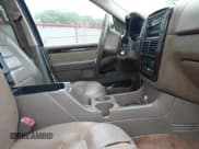 ✅ 2003 Ford Explorer • VIN: 1FMDU65K43ZB00746 • Лот: 41808761. Опубликован ранее на IAAI с пробегом 219 898 миль. Бесплатный доступ к архиву аукционных продаж из США и подробный отчёт об истории автомобиля на DreamBid. Изображение 5.