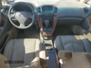 ✅ 2000 Lexus RX 300 • VIN: JT6HF10U5Y0117313 • Лот: 80528425. Опубликован ранее на Copart с пробегом 265 823 миль. Бесплатный доступ к архиву аукционных продаж из США и подробный отчёт об истории автомобиля на DreamBid. Изображение 8.