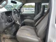 ✅ 2016 GMC Savana Cargo • VIN: 1GTZ7HFG2G1312220 • Lot: 71509005. Wystawiony na Copart z przebiegiem 156 904 mil. Bezpłatny archiwum sprzedaży aukcyjnych z USA i szczegółowy raport historii pojazdu na DreamBid. Zdjęcie 7.