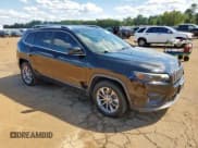 ✅ 2019 Jeep Cherokee Latitude Plus • VIN: 1C4PJLLX5KD128607 • Lot: 84006315. Wystawiony na Copart z przebiegiem 145 512 mil. Bezpłatny archiwum sprzedaży aukcyjnych z USA i szczegółowy raport historii pojazdu na DreamBid. Zdjęcie 4.