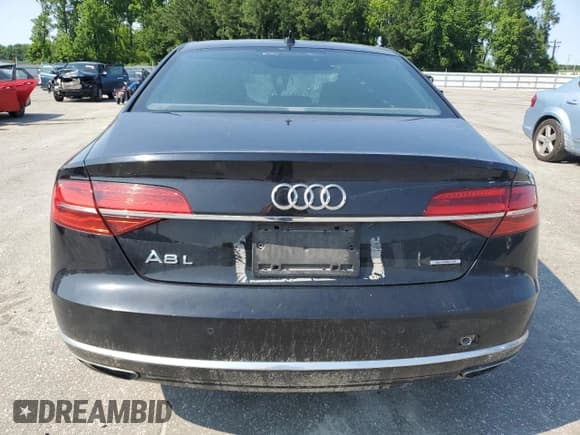 ✅ 2015 Audi A8 3.0T • VIN: WAU3GAFD2FN040503 • Lot: 59300275. Wystawiony na Copart z przebiegiem 102 310 mil. Bezpłatny archiwum sprzedaży aukcyjnych z USA i szczegółowy raport historii pojazdu na DreamBid. Zdjęcie 6.