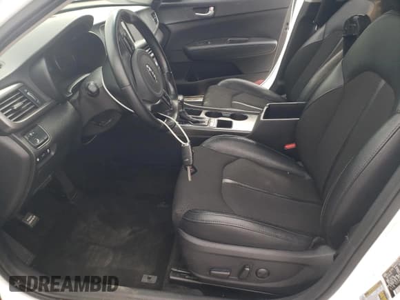 ✅ 2018 Kia Optima S • VIN: 5XXGT4L32JG209713 • Lot: 69919535. Wystawiony na Copart z przebiegiem 73 436 mil. Bezpłatny archiwum sprzedaży aukcyjnych z USA i szczegółowy raport historii pojazdu na DreamBid. Zdjęcie 7.