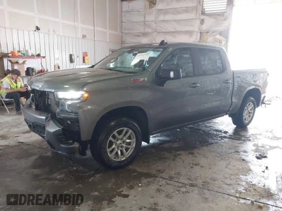 ✅ 2020 Chevrolet Silverado 1500 RST • VIN: 3GCUYEED2LG221036 • Lot: 42337591. Wystawiony na IAAI z przebiegiem 97 512 mil. Bezpłatny archiwum sprzedaży aukcyjnych z USA i szczegółowy raport historii pojazdu na DreamBid. Zdjęcie 2.