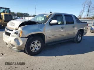 ✅ 2008 Chevrolet Avalanche LTZ • VIN: 3GNEC12058G129463 • Lot: 41460615. Listed on Copart with 229,170 mi. Free auction sales archive from the USA and detailed vehicle history report at DreamBid. Image 1.