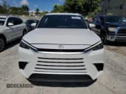 ✅ 2024 Lexus TX 350 • VIN: 5TDAAAA69RS005072 • Лот: 63508044. Опубликован ранее на Copart с пробегом 5 280 миль. Бесплатный доступ к архиву аукционных продаж из США и подробный отчёт об истории автомобиля на DreamBid. Изображение 5.