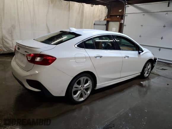 ✅ 2016 Chevrolet Cruze Premier • VIN: 1G1BG5SM7G7303885 • Lot: 72704042. Wystawiony na Copart z przebiegiem 103 198 mil mil. Skorzystaj z bezpłatnego archiwum sprzedaży aukcyjnych z USA i zobacz szczegółowy raport historii pojazdu na DreamBid. Zdjęcie 3.