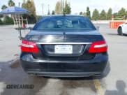 ✅ 2013 Mercedes-Benz E 350 Luxury • VIN: WDDHF5KB5DA752604 • Lot: 43654639. Wystawiony na IAAI z przebiegiem 158 215 mil. Bezpłatny archiwum sprzedaży aukcyjnych z USA i szczegółowy raport historii pojazdu na DreamBid. Zdjęcie 16.