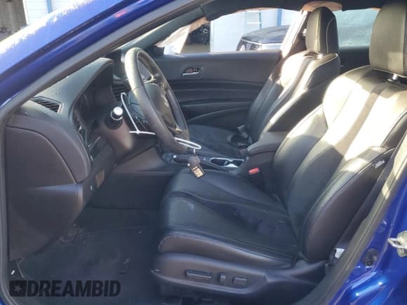 ✅ 2019 Acura ILX Premium • VIN: 19UDE2F89KA003361 • Lot: 71479345. Wystawiony na Copart z przebiegiem 27 765 mil. Bezpłatny archiwum sprzedaży aukcyjnych z USA i szczegółowy raport historii pojazdu na DreamBid. Zdjęcie 7.