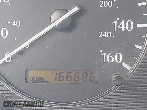 ✅ 1999 Infiniti Q45 • VIN: JNKBY31A2XM606315 • Лот: 42075351. Опубликован ранее на IAAI с пробегом 166 686 миль. Бесплатный доступ к архиву аукционных продаж из США и подробный отчёт об истории автомобиля на DreamBid. Изображение 15.