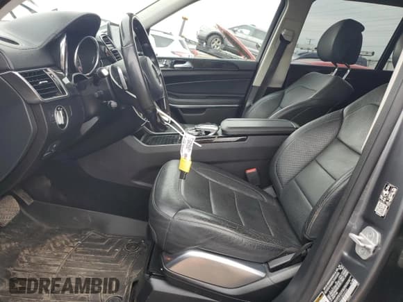 ✅ 2018 Mercedes-Benz GLS 550 • VIN: 4JGDF7DE0JB004064 • Lot: 66699975. Wystawiony na Copart z przebiegiem 93 582 mil. Bezpłatny archiwum sprzedaży aukcyjnych z USA i szczegółowy raport historii pojazdu na DreamBid. Zdjęcie 7.