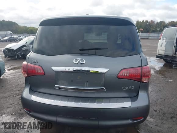 ✅ 2017 Infiniti QX80 Signature Edition • VIN: JN8AZ2NE7H9150953 • Lot: 43535623. Listed on IAAI with 124,414 mi. Free auction sales archive from the USA and detailed vehicle history report at DreamBid. Image 17.