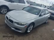 ✅ 2012 BMW 3 Series 328i • VIN: WBA3A5G59CNP15839 • Лот: 42132524. Опубликован ранее на IAAI с пробегом 165 462 миль. Бесплатный доступ к архиву аукционных продаж из США и подробный отчёт об истории автомобиля на DreamBid. Изображение 2.