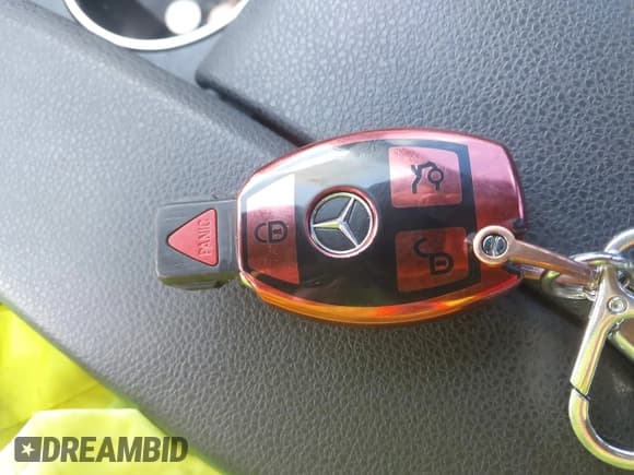 ✅ 2013 Mercedes-Benz C 250 Sport • VIN: WDDGF4HB5DA827184 • Лот: 42331098. Опубликован ранее на IAAI с пробегом 172 158 миль. Бесплатный доступ к архиву аукционных продаж из США и подробный отчёт об истории автомобиля на DreamBid. Изображение 11.