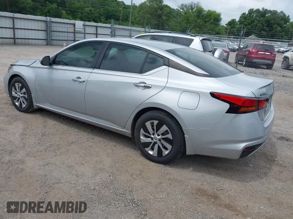 ✅ 2023 Nissan Altima S • VIN: 1N4BL4BV9PN305340 • Lot: 42686104. Listed on IAAI with 75,479 mi. Free auction sales archive from the USA and detailed vehicle history report at DreamBid. Image 3.