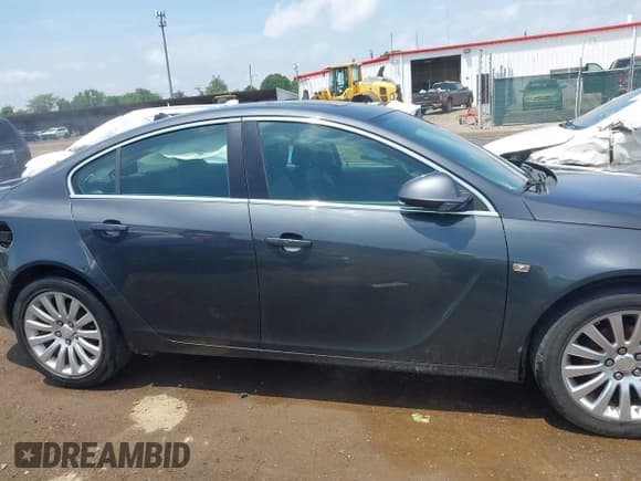✅ 2011 Buick Regal CXL RL2 • VIN: 2G4GP5EC9B9173286 • Lot: 42540498. Listed on IAAI with 150,851 mi. Free auction sales archive from the USA and detailed vehicle history report at DreamBid. Image 13.