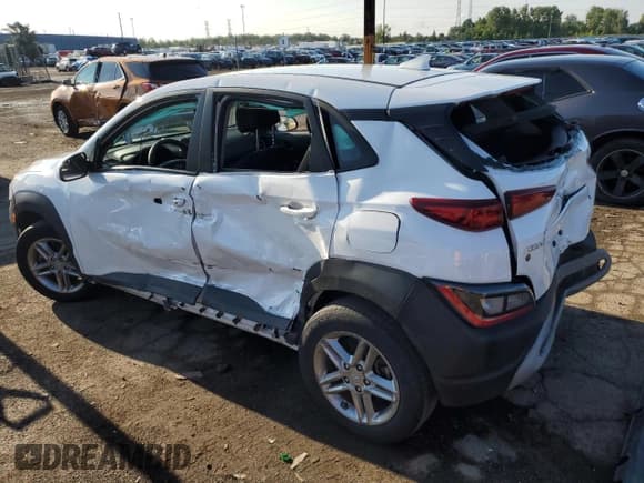 ✅ 2022 Hyundai Kona SE • VIN: KM8K2CAB4NU900187 • Лот: 67952634. Опубликован ранее на Copart с пробегом 22 357 миль. Бесплатный доступ к архиву аукционных продаж из США и подробный отчёт об истории автомобиля на DreamBid. Изображение 2.