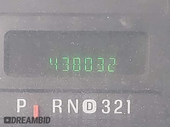 ✅ 2006 Ford F-250 XL • VIN: 1FTNF21596EA37652 • Lot: 43427385. Wystawiony na IAAI z przebiegiem 438 032 mil. Bezpłatny archiwum sprzedaży aukcyjnych z USA i szczegółowy raport historii pojazdu na DreamBid. Zdjęcie 7.