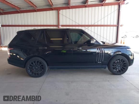 ✅ 2015 Land Rover Range Rover Autobiography • VIN: SALGV3TFXFA237897 • Lot: 42149731. Listed on IAAI with 138,772 mi. Free auction sales archive from the USA and detailed vehicle history report at DreamBid. Image 13.