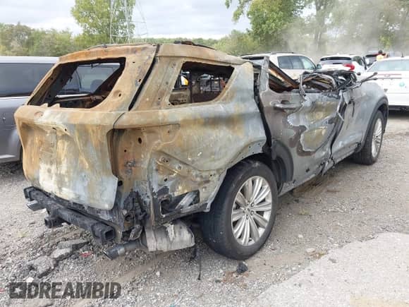 2022 Ford Explorer Limited z VIN 1FMSK8FH6NGC07971, wystawiony jako IAAI lot #43372947 z przebiegiem Nie podano mil oraz . Historia ofert i sprzedaży dostępna na DreamBid. Obrazek 4.