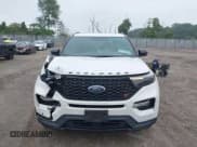 ✅ 2020 Ford Explorer ST • VIN: 1FM5K8GC0LGC72957 • Lot: 43041084. Wystawiony na IAAI z przebiegiem 50 354 mil. Bezpłatny archiwum sprzedaży aukcyjnych z USA i szczegółowy raport historii pojazdu na DreamBid. Zdjęcie 11.