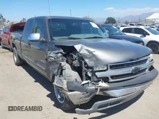 ✅ 2001 Chevrolet Silverado 1500 LS • VIN: 2GCEC19T311133695 • Лот: 43152044. Опубликован ранее на IAAI с пробегом 185 385 миль. Бесплатный доступ к архиву аукционных продаж из США и подробный отчёт об истории автомобиля на DreamBid. Изображение 1.