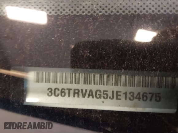 ✅ 2018 Ram ProMaster Cargo • VIN: 3C6TRVAG5JE134675 • Lot: 43534462. Wystawiony na IAAI z przebiegiem 180 220 mil. Bezpłatny archiwum sprzedaży aukcyjnych z USA i szczegółowy raport historii pojazdu na DreamBid. Zdjęcie 9.