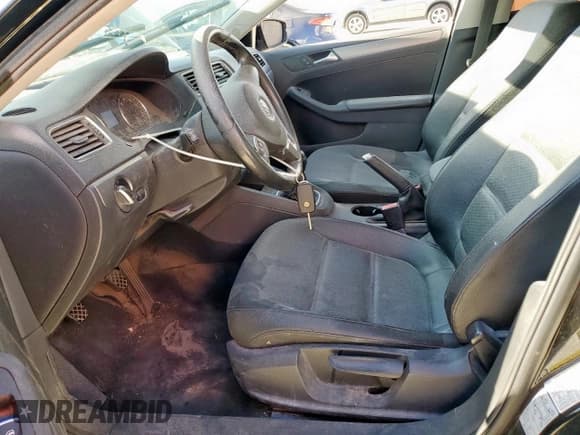 ✅ 2013 Volkswagen Jetta TDI w/Premium/Nav • VIN: 3VW3L7AJ9DM362512 • Lot: 82114185. Listed on Copart with 171,438 mi. Free auction sales archive from the USA and detailed vehicle history report at DreamBid. Image 7.