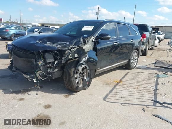 ✅ 2017 Kia Sorento SX • VIN: 5XYPKDA55HG309687 • Lot: 43603520. Listed on IAAI with 146,748 mi. Free auction sales archive from the USA and detailed vehicle history report at DreamBid. Image 2.