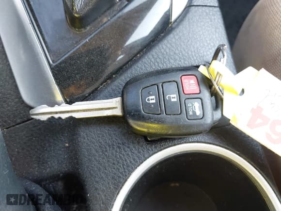 ✅ 2017 Toyota Corolla LE • VIN: 5YFBURHE7HP574162 • Лот: 43183255. Опубликован ранее на IAAI с пробегом 163 504 миль. Бесплатный доступ к архиву аукционных продаж из США и подробный отчёт об истории автомобиля на DreamBid. Изображение 11.