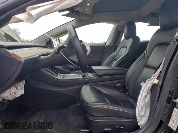 ✅ 2022 Tesla Model 3 • VIN: 5YJ3E1EA6NF190482 • Лот: 93609335. Опубликован ранее на Copart с пробегом 138 438 миль. Бесплатный доступ к архиву аукционных продаж из США и подробный отчёт об истории автомобиля на DreamBid. Изображение 7.