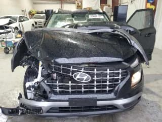 ✅ 2021 Hyundai Venue SEL • VIN: KMHRC8A39MU129631 • Lot: 83496124. Listed on Copart with 43,572 mi. Free auction sales archive from the USA and detailed vehicle history report at DreamBid. Image 5.