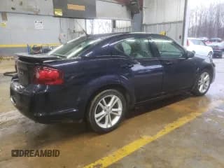 ✅ 2011 Dodge Avenger Heat • VIN: 1B3BD1FG7BN500199 • Лот: 84468994. Опубликован ранее на Copart с пробегом 86 924 миль. Бесплатный доступ к архиву аукционных продаж из США и подробный отчёт об истории автомобиля на DreamBid. Изображение 3.