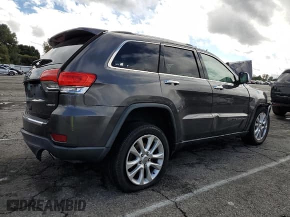 ✅ 2017 Jeep Grand Cherokee Limited • VIN: 1C4RJEBGXHC838252 • Lot: 82490475. Wystawiony na Copart z przebiegiem Nie podano. Bezpłatny archiwum sprzedaży aukcyjnych z USA i szczegółowy raport historii pojazdu na DreamBid. Zdjęcie 3.