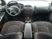 ✅ 2001 Chrysler Concorde LX • VIN: 2C3HD46R71H546204 • Лот: 86526394. Опубликован ранее на Copart с пробегом 210 661 миль. Бесплатный доступ к архиву аукционных продаж из США и подробный отчёт об истории автомобиля на DreamBid. Изображение 8.