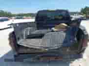 1999 Chevrolet Silverado 1500 LS z VIN 2GCEK19TXX1209019, wystawiony jako IAAI lot #43216391 z przebiegiem Nie podano mil oraz . Historia ofert i sprzedaży dostępna na DreamBid. Obrazek 16.