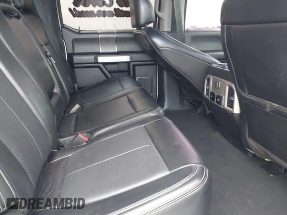 ✅ 2021 Ford F-250 XL • VIN: 1FT7W2BT7MED66854 • Lot: 43576412. Wystawiony na IAAI z przebiegiem 75 642 mil. Bezpłatny archiwum sprzedaży aukcyjnych z USA i szczegółowy raport historii pojazdu na DreamBid. Zdjęcie 8.