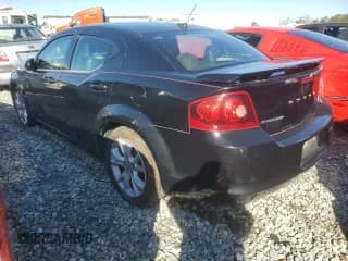 ✅ 2013 Dodge Avenger R/T • VIN: 1C3CDZBGXDN586073 • Lot: 81672874. Wystawiony na Copart z przebiegiem 195 068 mil. Bezpłatny archiwum sprzedaży aukcyjnych z USA i szczegółowy raport historii pojazdu na DreamBid. Zdjęcie 2.