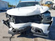 ✅ 2020 Chevrolet Silverado 1500 RST • VIN: 3GCUYEET6LG444218 • Lot: 43539259. Wystawiony na IAAI z przebiegiem 115 693 mil. Bezpłatny archiwum sprzedaży aukcyjnych z USA i szczegółowy raport historii pojazdu na DreamBid. Zdjęcie 6.