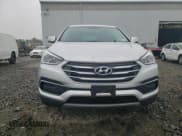 ✅ 2018 Hyundai Santa Fe 2.4L • VIN: 5XYZT3LB2JG571997 • Лот: 71226213. Опубликован ранее на Copart с пробегом Не указан. Бесплатный доступ к архиву аукционных продаж из США и подробный отчёт об истории автомобиля на DreamBid. Изображение 5.