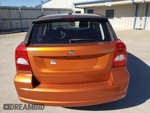 ✅ 2011 Dodge Caliber Mainstreet • VIN: 1B3CB3HA6BD221203 • Лот: 85759804. Опубликован ранее на Copart с пробегом 125 442 миль. Бесплатный доступ к архиву аукционных продаж из США и подробный отчёт об истории автомобиля на DreamBid. Изображение 6.