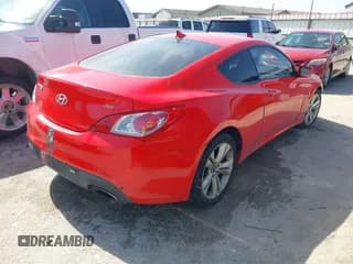 ✅ 2010 Hyundai Genesis Coupe Track • VIN: KMHHT6KD8AU013968 • Lot: 41846050. Wystawiony na IAAI z przebiegiem 92 916 mil. Bezpłatny archiwum sprzedaży aukcyjnych z USA i szczegółowy raport historii pojazdu na DreamBid. Zdjęcie 4.