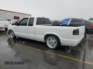 ✅ 1999 Chevrolet S-10 LS • VIN: 1GCCS1940XK212754 • Лот: 80061084. Опубликован ранее на Copart с пробегом 130 387 миль. Бесплатный доступ к архиву аукционных продаж из США и подробный отчёт об истории автомобиля на DreamBid. Изображение 2.