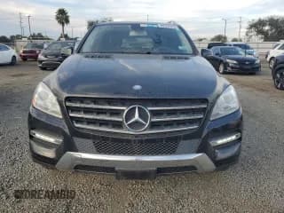 ✅ 2015 Mercedes-Benz M 350 • VIN: 4JGDA5JB0FA498582 • Лот: 92357975. Опубликован ранее на Copart с пробегом 99 205 миль. Бесплатный доступ к архиву аукционных продаж из США и подробный отчёт об истории автомобиля на DreamBid. Изображение 5.