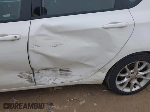 ✅ 2013 Dodge Dart Rallye • VIN: 1C3CDFBH5DD157405 • Лот: 41940318. Опубликован ранее на IAAI с пробегом 172 036 миль. Бесплатный доступ к архиву аукционных продаж из США и подробный отчёт об истории автомобиля на DreamBid. Изображение 12.