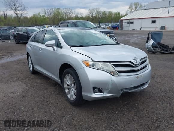 ✅ 2013 Toyota Venza LE • VIN: 4T3ZA3BB4DU077069 • Lot: 42103701. Listed on IAAI with 119,947 mi. Free auction sales archive from the USA and detailed vehicle history report at DreamBid. Image 1.